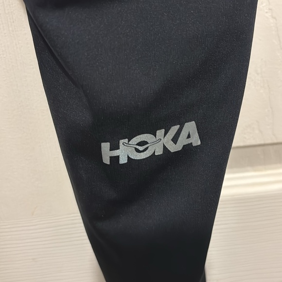 Hoka Black Athletic Leggings - Picture 5 of 7